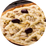 Especiais: Atum Especial - Catupiry - Pizza Grande (Ingredientes: Atum Sólido, Azeitonas, Cebola, Coberto Com Catupiry, Orégano)