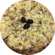 Especiais: Atum Especial - Mussarela - Pizza Grande (Ingredientes: Atum Sólido, Azeitonas, Cebola, Coberto Com Mussarela, Orégano)