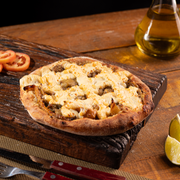 Salgadas: Berinjela Com Catupiry - Esfiha Salgada (Ingredientes: Berinjela ao Vinagrete, Catupiry)