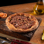 Salgadas: Carne - Esfiha Salgada (Ingredientes: Carne Temperada)