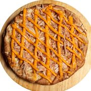 Salgadas: Frango c/ Cheddar - Pizza Família (Ingredientes: Cheddar, Molho, Mussarela, Orégano)