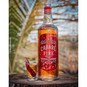 Cachaça: Cachaça Cabaré Fire - Cabaré Fire é um coquetel alcoólico à base de cachaça com sabor de canela, conhecido por equilibrar o sabor picante da canela com a doçura da cachaça.