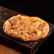 Doces: Banana Mussarela - Esfiha Doce (Ingredientes: Banana, Mussarela, Leite Condensado, Canela)