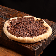 Doces: Chocolate ao Leite - Esfiha Doce (Ingredientes: Chocolate ao Leite, Granulado)