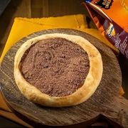 Esfihas Doces: Chocolate com ovomaltine - Esfiha Doces (Ingredientes: Chocolate ao Leite, ovomaltine)