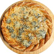 Salgadas: Gorgonzola - Pizza Família (Ingredientes: Gorgonzola, Molho, Mussarela, Orégano)