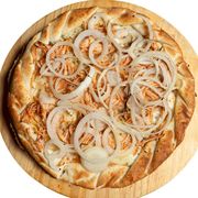 Salgadas: Frango c/ Cebola - Pizza Família (Ingredientes: Cebola, Molho, Mussarela, Orégano)