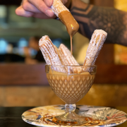 Sobremesas: Churros na Taça C/ Doce de Leite - Sobremesa
