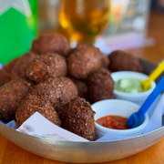 Porções Quentes: Kibe Recheado c/ Requeijão - Porção (Ingredientes: Porção)