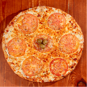 Tradicionais: Napolitana - Pizza Trem (Ingredientes: Alho Crocante, Azeitonas, Molho de Tomate Fresco, Mozarela, Orégano, Parmesão Ralado, Rodelas de Tomate)