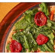 Tradicionais: Tomate seco c/ Rúcula - Pizza Grande (Ingredientes: Tomate Seco, Rúcula)
