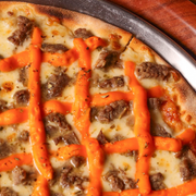 Premium: Filé c/ Cheddar - Pizza Grande (Ingredientes: Filé, Cheddar)
