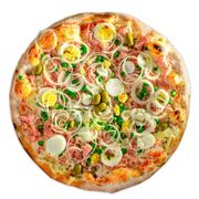 Tradicionais: Portuguesa - Pizza grande (Ingredientes: Queijo mussarela, Molho de Tomate, Presunto, Ovo, Tomate, Cebola, Milho, Ervilha, Azeitona, Orégano)