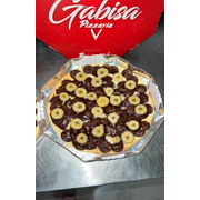Doces: Banana Com Chocolate - Pizza Grande (Ingredientes: Muçarela,  Banana,  Chocolate)
