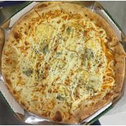 Salgadas: Quatro Queijos - Pizza Gigante (Ingredientes: Azeitona, Catupiry, Gorgonzola, Molho de Tomate, Mussarela, Orégano, Provolone)