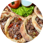 Esfihas Salgadas: Carne - Esfiha (Ingredientes: Carne Temperada)