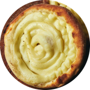 Esfihas Salgadas: 2 Queijos - Esfiha (Ingredientes: Catupiry, Mussarela)