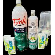 Combo: Combo Gin Eternity Bossa Nova C/ Energético Funk Bossa Nova 2L - 1 Gin Eternity Bossa Nova 900ml (Goiaba, Hortelã e Capim Limão) / 1 Energético Funk Bossa Nova (Goiaba, Hortelã e Capim Limão) 2L / 4 Gelos Coco / 2 Copos 700ml