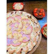 Salgadas: Havaiana - Pizza Grande (Ingredientes: Abacaxi em calda, Lombo, Mussarela)