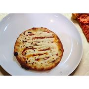 Esfihas gourmet: PEPPERONI COM CREAM CHEESE - Esfiha salgada (Ingredientes: Massa especial de esfiha, Mussarela, Pepperoni, Cream cheese)