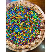 Doces: Confete (Responsável) - Pizza Grande (Ingredientes: Chocolate ao Leite, Confete)