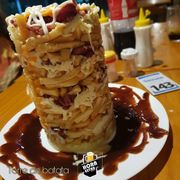 Torre de Batata: Torre de Batata 15cm - Batata Frita, Queijo, Bacon, Calabresa, Cheddar e Catupiry