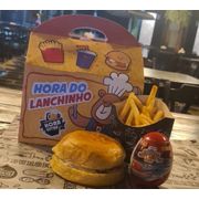 Hamburguer Bovino: Hora Extra Kids - Hambúrguer (Ingredientes: Hamburguer Kids,  Fritas Kids,  Brinde Surpresa)