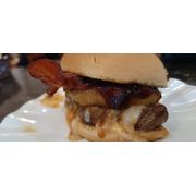 Lançamentos de Lanches: X ALAMEDA - Lanche (Ingredientes: ABACAXI GRELHADO, Bacon, Hamburguer de Fraldinha, Molho BBQ, queijo mineiro)