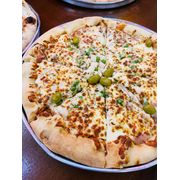 Salgadas: BRASILEIRA - Pizza Grande (Ingredientes: Atum, Ervilha, Mussarela, Palmito)
