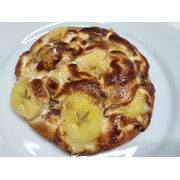 Esfihas Doces: Banana Nevada - Esfiha Doce (Ingredientes: Fatias de Banana, chocolate branco, Açúcar Cristal, Canela em Pó)