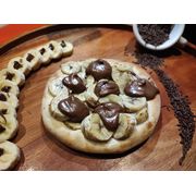Esfihas Doces: Choconana - Esfiha Doce (Ingredientes: Fatias de Banana, chocolate ao leite)