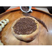 Esfihas Doces: Brigadeiro - Esfiha Doce (Ingredientes: chocolate ao leite, chocolate granulado)