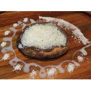 Esfihas Doces: Prestígio - Esfiha Doce (Ingredientes: chocolate ao leite, coco ralado, Leite Condensado)