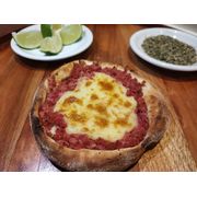 Esfihas Salgadas: Calabresa Moída Com Mussarela - Esfiha Salgada (Ingredientes: Calabresa Moída, Mussarela)
