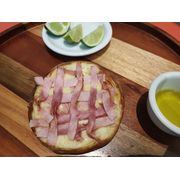 Esfihas Salgadas: Mussarela Com Presunto - Esfiha Salgada (Ingredientes: Mussarela, Presunto)