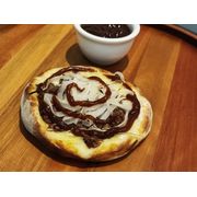 Esfihas Salgadas: Costela Bovina Com Mussarela - Esfiha Salgada (Ingredientes: Mussarela, Cebola, Barbecue)