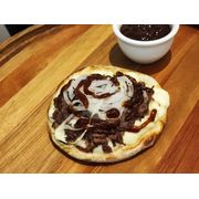 Esfihas Salgadas: Costela Bovina Com Catupiry - Esfiha Salgada (Ingredientes: Catupiry, Cebola, Barbecue)