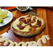 Esfihas Salgadas: Catupiry Com Bacon - Esfiha Salgada (Ingredientes: Catupiry, Bacon)