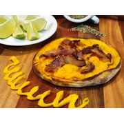 Esfihas Salgadas: Cheddar Com Bacon - Esfiha Salgada (Ingredientes: Cheddar, Bacon)