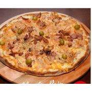 Especiais 1: 56.Siciliana - Pizza Grande (Ingredientes: Molho da Casa, Mussarela, Bacon, Champignon Refogado na Manteiga Com Alho, Azeitona)