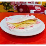 Stop Tapioca: Tapioca com Queijo e Presunto+Embalagem (R$1,50) - Stop Tapioca (Ingredientes: Goma de tapioca, Presunto, Queijo)