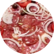 Tradicionais: 07-Italiana - Pizza Pequena (Ingredientes: Azeitona, Cebola, Molho, Mussarela, Orégano, Salame)