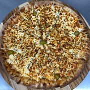 Suprema: 5 Queijos C/ Cheddar - Pizza Grande (Ingredientes: Catupiry, Provolone, Parmesão, Mussarela, Cheddar, Orégano, Azeitona)
