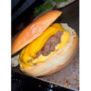 Lanches Especiais/Artesanais: Burguer Especial - Lanches Especiais/Artesanais (Ingredientes: hambúrguer Artesanal 150G, Molho Especial, Pão de Brioche, Queijo Cheddar)