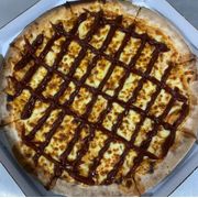 Doces: Romeu e Julieta - Pizza Grande (Ingredientes: Goiabada, Mussarela)