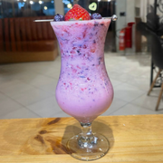 Drinks: Coquetel de Frutas - Drink´s (Ingredientes: leite condensado, Vodka)