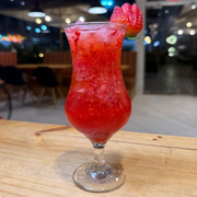 Drinks: Caipiroska de Morango - Drink´s (Ingredientes: Morango, Vodka, Xarope de açucar)