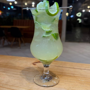 Drinks: Caipiroska de Limão - Drink´s (Ingredientes: Limão, Vodka, Xarope de açucar)