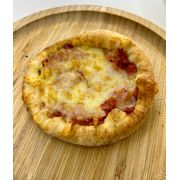 Esfihas Salgadas: Bacon - Esfiha (Ingredientes:  Tomate, Bacon, Mussarela)