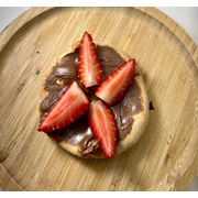 Esfihas Doces: Nutela 1 - Esfiha (Ingredientes:  Morango, Nutela)